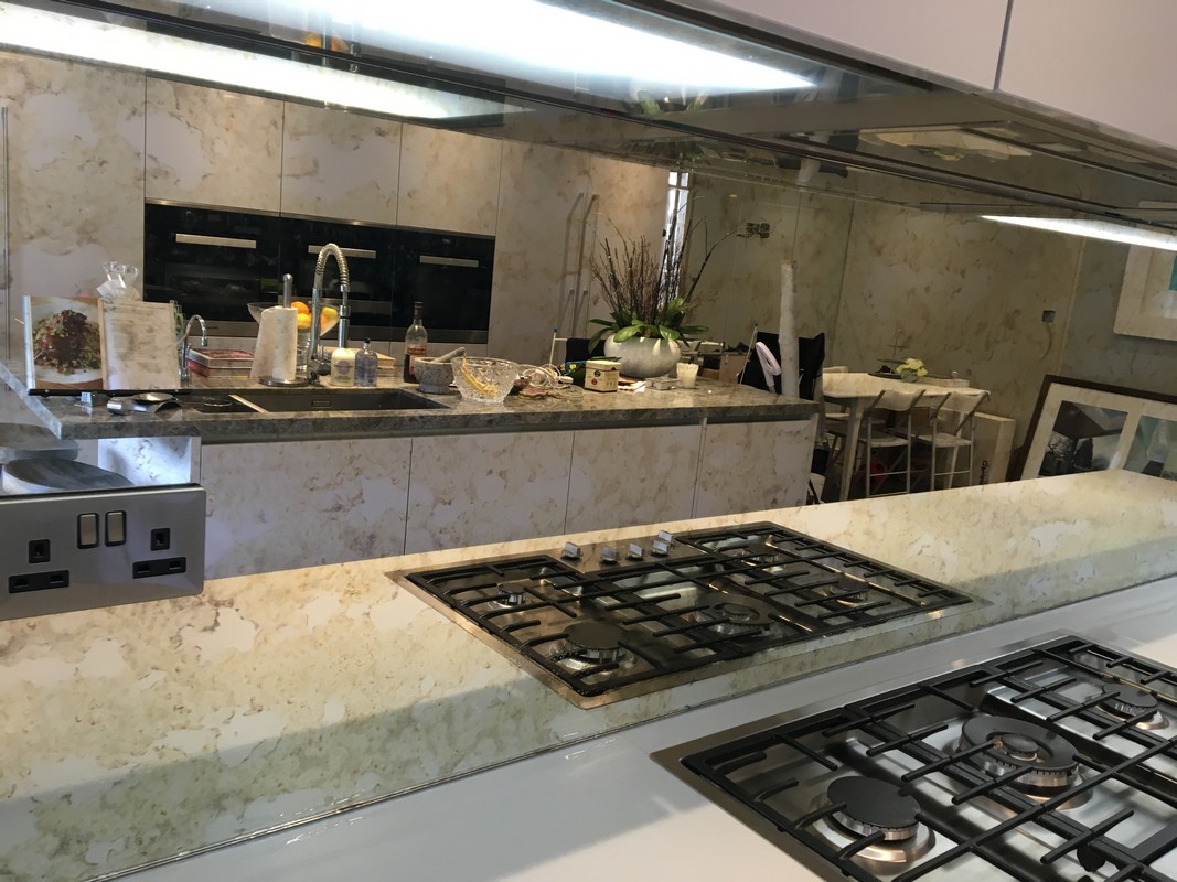 Mirror glass splashback in Reading luxury kitchen